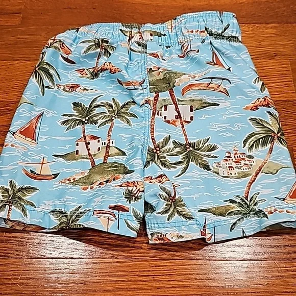 Old Navy Swim shorts - Picture 6 of 7